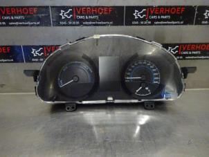 Usagé Instrument de bord Toyota Auris (E18) 1.8 16V Hybrid Prix € 150,00 Règlement à la marge proposé par Verhoef Cars & Parts