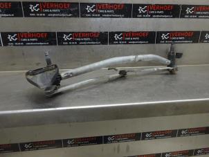 Used Wiper mechanism Opel Astra H SW (L35) 1.6 16V Twinport Price on request offered by Verhoef Cars & Parts