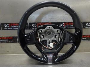 Used Steering wheel Renault Clio IV Estate/Grandtour (7R) 1.5 Energy dCi 90 FAP Price on request offered by Verhoef Cars & Parts