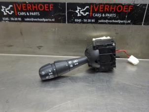 Used Light switch Renault Clio IV Estate/Grandtour (7R) 1.5 Energy dCi 90 FAP Price € 50,00 Margin scheme offered by Verhoef Cars & Parts