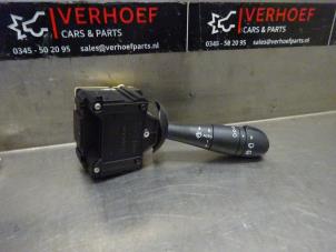 Used Wiper switch Renault Clio IV Estate/Grandtour (7R) 1.5 Energy dCi 90 FAP Price on request offered by Verhoef Cars & Parts