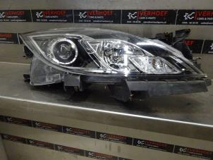 Begagnade Strålkastare, höger Mazda 6 Sport (GH14/GHA4) 2.0i 16V S-VT Pris € 200,00 Marginaltabell erbjuds av Verhoef Cars & Parts