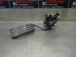 Używane Czujnik polozenia pedalu gazu Renault Kangoo Express (FW) 1.5 dCi 75 FAP Cena na żądanie oferowane przez Verhoef Cars & Parts