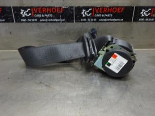 Used Rear seatbelt, left Opel Zafira Tourer (P12) 1.4 Turbo 16V Ecotec Price on request offered by Verhoef Cars & Parts