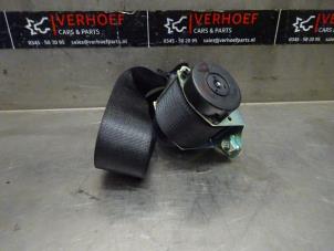 Used Rear seatbelt, right Opel Zafira Tourer (P12) 1.4 Turbo 16V Ecotec Price on request offered by Verhoef Cars & Parts