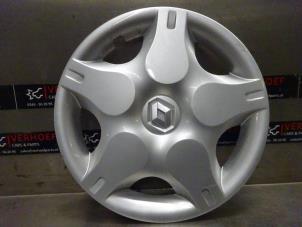 Used Wheel cover (spare) Renault Twingo II (CN) 1.2 16V Quickshift 5 Price € 20,00 Margin scheme offered by Verhoef Cars & Parts