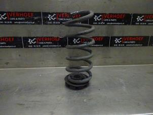 Used Rear coil spring Renault Clio IV (5R) 0.9 Energy TCE 90 12V Price on request offered by Verhoef Cars & Parts