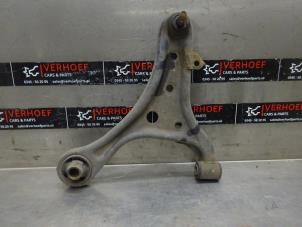 Used Front wishbone, right Toyota iQ 1.0 12V VVT-i Price on request offered by Verhoef Cars & Parts