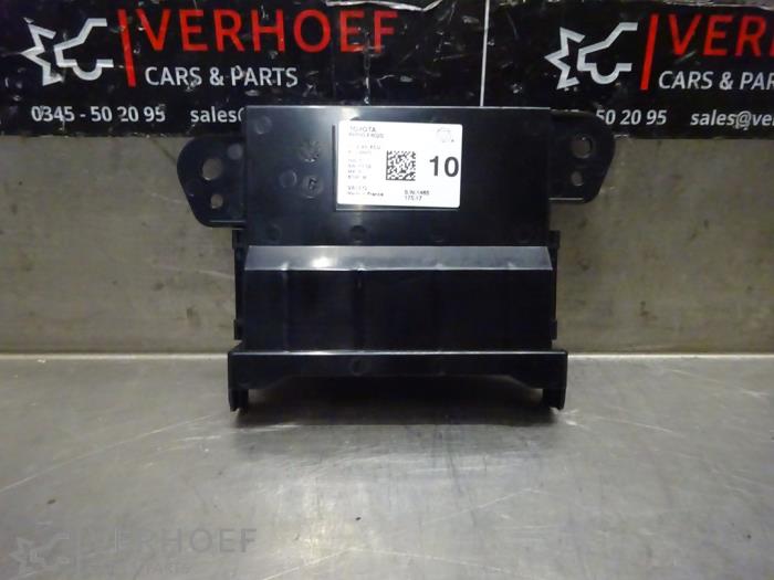Used Computer, miscellaneous Toyota C-HR (X1,X5) 1.2 16V Turbo Price € 75,00 Margin scheme offered by Verhoef Cars & Parts