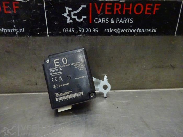 Begagnade Däcktrycksmodul Toyota C-HR (X1,X5) 1.2 16V Turbo Pris på förfrågan erbjuds av Verhoef Cars & Parts