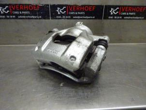 Used Front brake calliper, left Citroen C1 1.0 12V VVT-i Price on request offered by Verhoef Cars & Parts