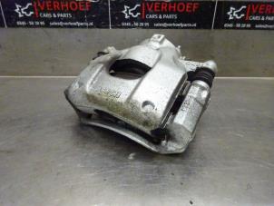 Usagé Etrier de frein (pince) avant droit Citroen C1 1.0 12V VVT-i Prix sur demande proposé par Verhoef Cars & Parts
