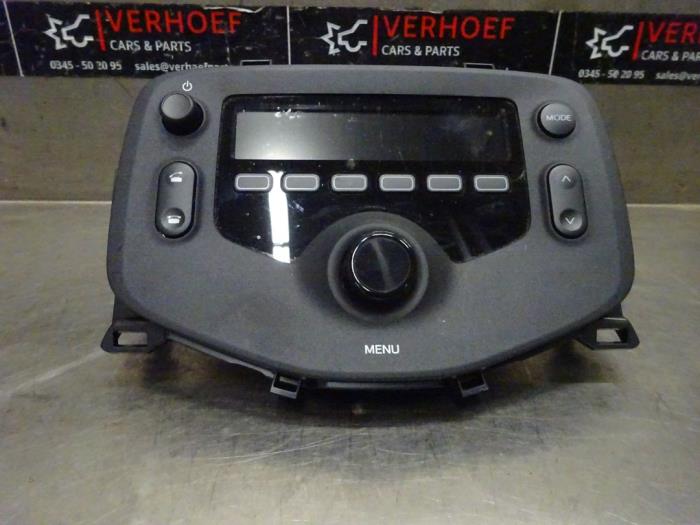 Radio CD player Citroen C1 1.0 12V VVT-i - 861200H060 PANASONIC