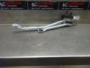Used Wiper mechanism Citroen C1 1.0 12V VVT-i Price on request offered by Verhoef Cars & Parts