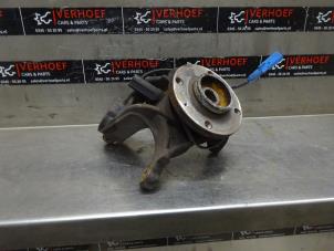 Usagé Fusée avant droit Peugeot 208 I (CA/CC/CK/CL) 1.6 Vti 16V Prix sur demande proposé par Verhoef Cars & Parts