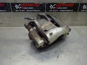 Usagé Etrier de frein arrière gauche Peugeot 208 I (CA/CC/CK/CL) 1.6 Vti 16V Prix sur demande proposé par Verhoef Cars & Parts