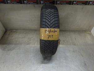 Gebrauchte Reifen Preis auf Anfrage angeboten von Verhoef Cars & Parts