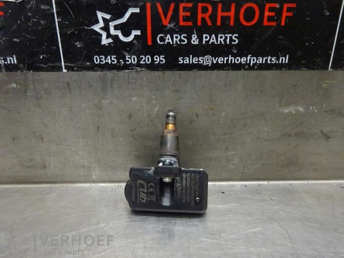 Begagnade Däcktryckssensor Tesla Model S 85 Pris på förfrågan erbjuds av Verhoef Cars & Parts