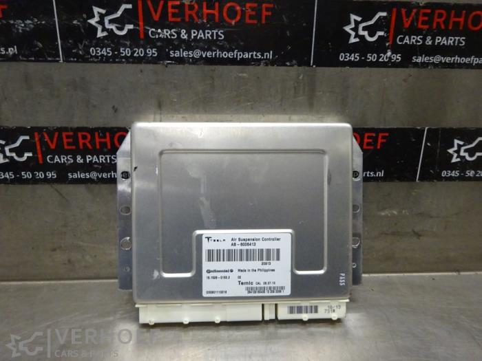 Used Computer height control Tesla Model S 85 Price € 302,50 Inclusive VAT offered by Verhoef Cars & Parts