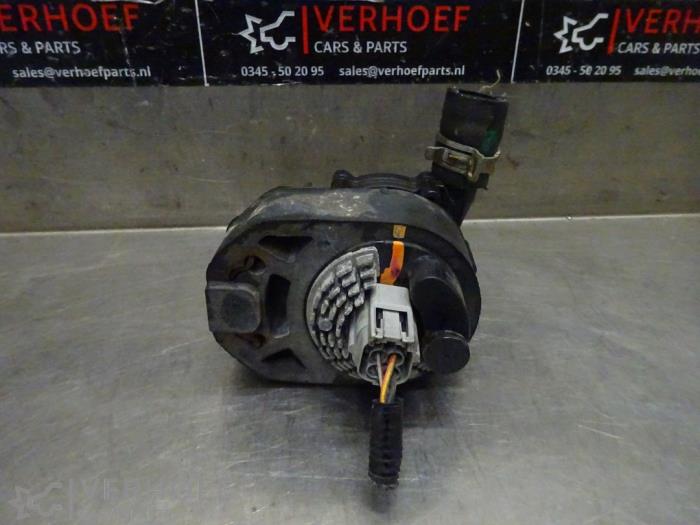 Usagé Pompe à eau Tesla Model S 85 Prix sur demande proposé par Verhoef Cars & Parts