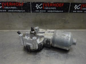 Używane Silnik wycieraczek przednich Mazda 3 (BK12) 1.6i 16V Cena na żądanie oferowane przez Verhoef Cars & Parts