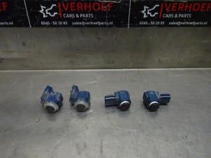 Używane Zestaw czujników parkowania Mitsubishi Outlander (GF/GG) 2.4 16V PHEV 4x4 Cena € 150,00 Procedura marży oferowane przez Verhoef Cars & Parts