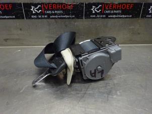 Used Rear seatbelt, left Mitsubishi Outlander (GF/GG) 2.4 16V PHEV 4x4 Price on request offered by Verhoef Cars & Parts