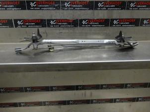 Used Wiper mechanism Mitsubishi Outlander (GF/GG) 2.4 16V PHEV 4x4 Price on request offered by Verhoef Cars & Parts