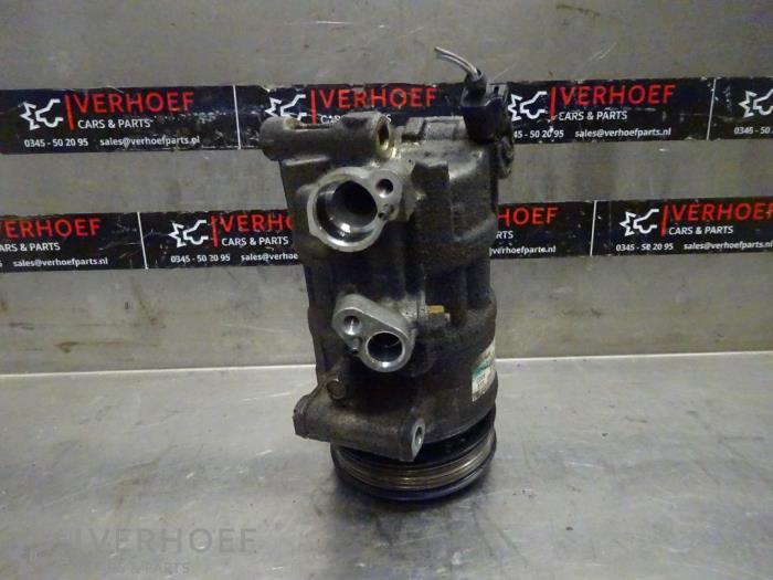 Usagé Pompe clim Seat Ibiza ST (6J8) 1.2 TSI Prix € 100,00 Règlement à la marge proposé par Verhoef Cars & Parts