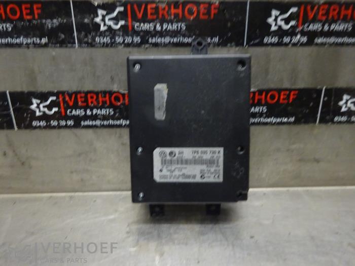 Używane Modul Bluetooth Seat Ibiza ST (6J8) 1.2 TSI Cena € 150,00 Procedura marży oferowane przez Verhoef Cars & Parts