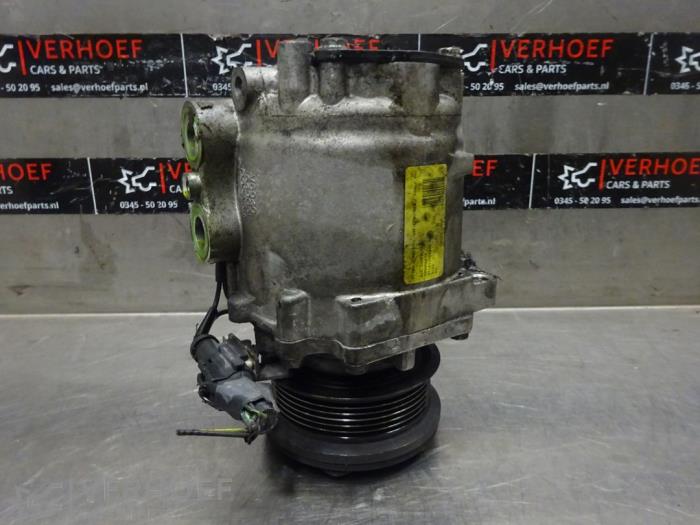 Usagé Compresseur de clim Ford Transit Connect 1.8 TDCi 90 DPF Prix € 121,00 Prix TTC proposé par Verhoef Cars & Parts