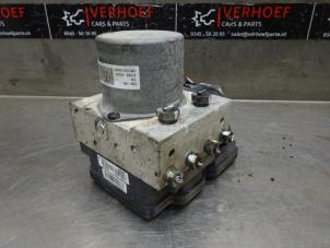 Usagé Pompe ABS Kia Cee'd (JDB5) 1.6 GDI 16V Prix sur demande proposé par Verhoef Cars & Parts