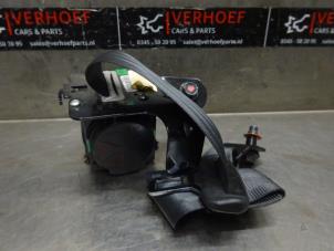 Usagé Ceinture de sécurité arrière droite Kia Cee'd (JDB5) 1.6 GDI 16V Prix sur demande proposé par Verhoef Cars & Parts
