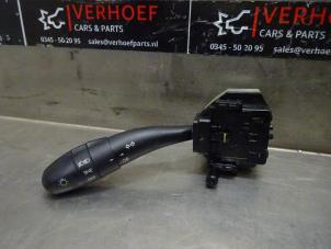 Usagé Commutateur lumière Kia Cee'd Sporty Wagon (EDF) 1.4 16V Prix sur demande proposé par Verhoef Cars & Parts