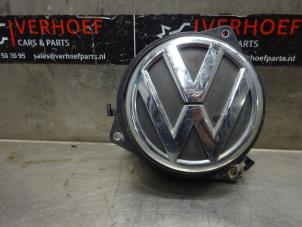 Usagé Poignée hayon Volkswagen Polo V (6R) 1.2 TDI 12V BlueMotion Prix sur demande proposé par Verhoef Cars & Parts