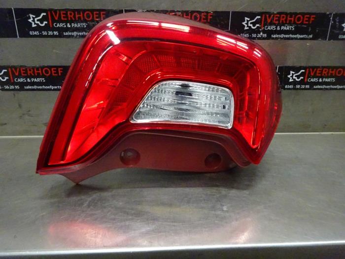 Feu Arrière Gauche Pour Peugeot Expert 2016 + Combi Traveller Opel - Foto 7