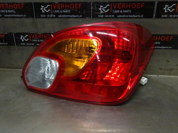 Taillight, right from a Mitsubishi Space Star (A0) 1.2 12V 2021