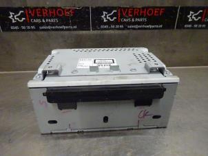 Used Radio CD player Ford C-Max (DXA) 1.0 Ti-VCT EcoBoost 12V 125 Price on request offered by Verhoef Cars & Parts