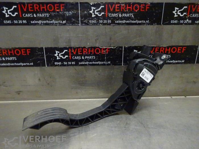 Begagnade Gaspedalsensor Ford C-Max (DXA) 1.0 Ti-VCT EcoBoost 12V 125 Pris på förfrågan erbjuds av Verhoef Cars & Parts