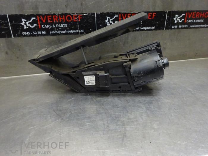 Begagnade Gaspedalsensor Mercedes E (W213) E-350e 2.0 Turbo 16V Pris € 125,00 Marginaltabell erbjuds av Verhoef Cars & Parts