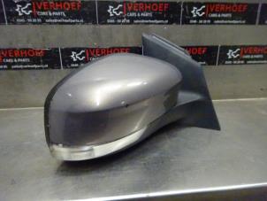 Used Wing mirror, right Ford Focus 3 Wagon 1.6 TDCi Price on request offered by Verhoef Cars & Parts