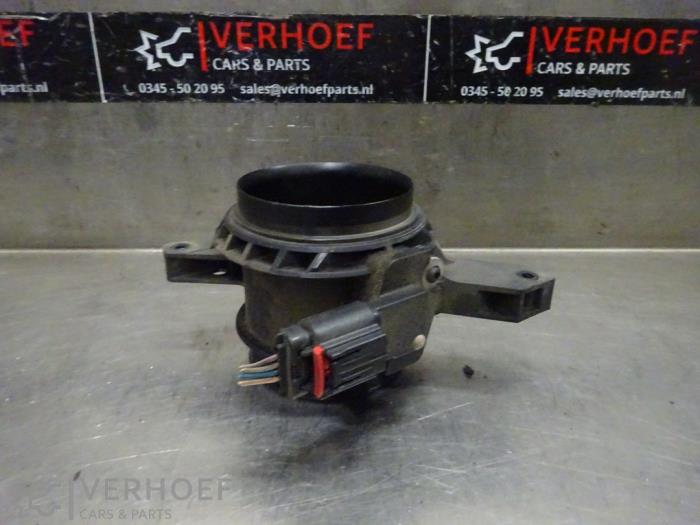 Begagnade Luftflödesmätare Ford Focus 3 Wagon 1.6 TDCi Pris € 25,00 Marginaltabell erbjuds av Verhoef Cars & Parts