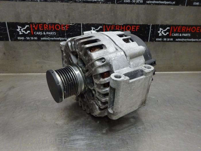 Begagnade Dynamo Mercedes Sprinter 5t (907.6) 519 CDI 3.0 V6 24V RWD Pris € 302,50 Inklusive moms erbjuds av Verhoef Cars & Parts