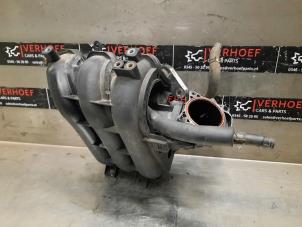 Used Intake manifold Kia Picanto (TA) 1.0 12V Price € 75,00 Margin scheme offered by Verhoef Cars & Parts