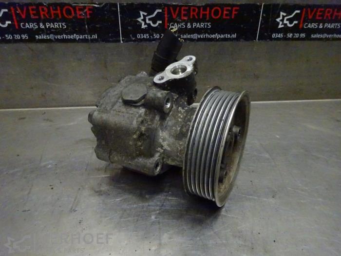 Begagnade Servostyrningspump Volkswagen Transporter/Caravelle T5 2.0 BiTDI DRF Pris € 121,00 Inklusive moms erbjuds av Verhoef Cars & Parts