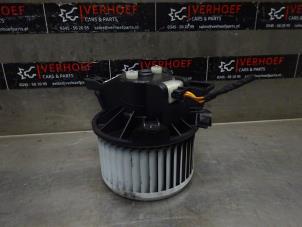 Usados Motor de ventilador de calefactor Opel Corsa E 1.3 CDTi 16V ecoFLEX Precio de solicitud ofrecido por Verhoef Cars & Parts