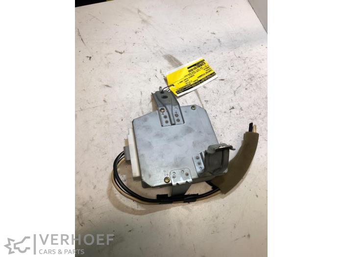 Ordinateur direction assistée d'un Toyota Corolla Wagon (E12) 2.0 D-4D 16V 115 2005