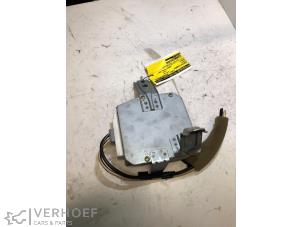 Ordinateur direction assistée d'un Toyota Corolla Wagon (E12) 2.0 D-4D 16V 115 2005