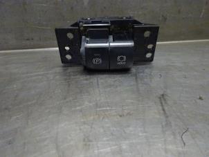 Used Parking brake switch Toyota Corolla Touring Sport (E21/EH1) 1.8 16V Hybrid Price on request offered by Verhoef Cars & Parts