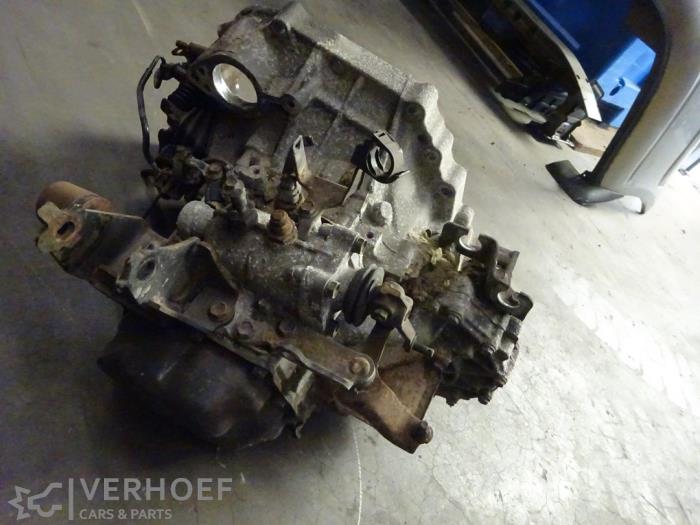 Gebrauchte Getriebe Toyota Avensis Wagon (T25/B1E) 2.0 16V VVT-i D4 Preis auf Anfrage angeboten von Verhoef Cars & Parts